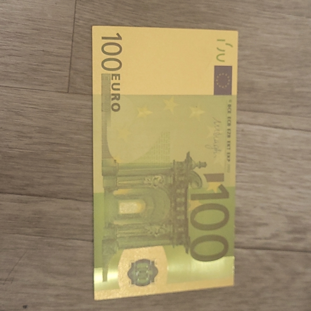 Gold plated 100 euro